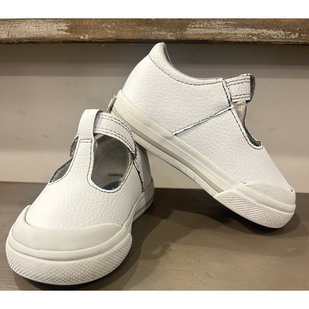 Footmates Drew White Leather T-Strap Sneakers Toddler Size 4 Wide